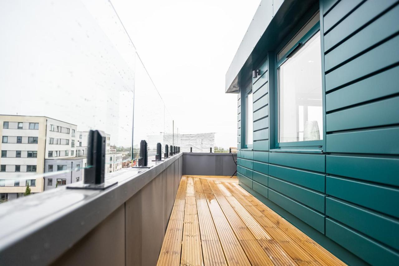 Вилла Deluxe Chic 1 2 Bed Apts Near Heathrow Legoland Windsor Слау Экстерьер фото