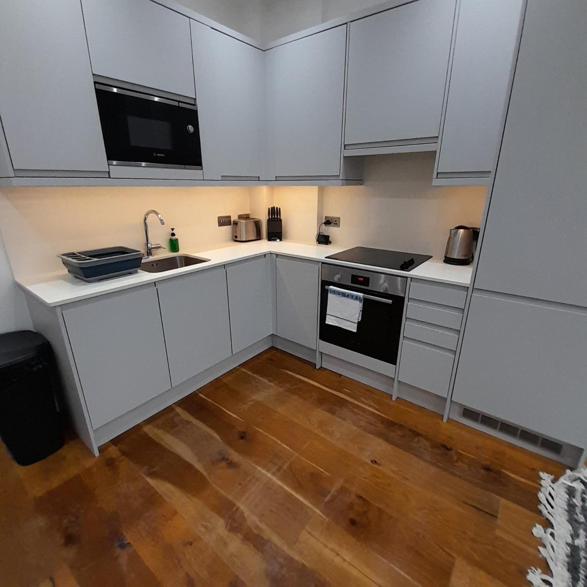 Вилла Deluxe Chic 1 2 Bed Apts Near Heathrow Legoland Windsor Слау Экстерьер фото